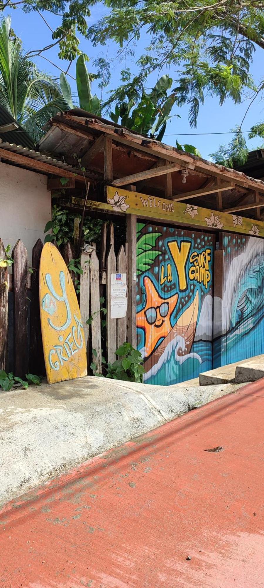 La Y Surf Camp Hotel Bocas Town Ngoại thất bức ảnh